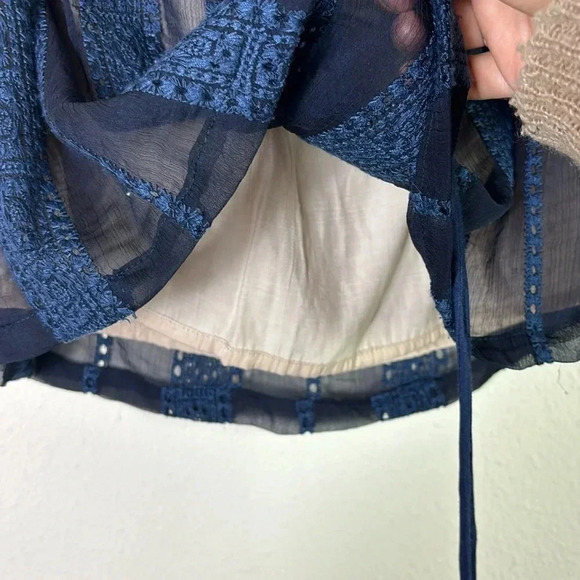 Winona Australia Cold Shoulder Mini Lace dress sheer bell sleeves in blue size 6 - Picture 4 of 11